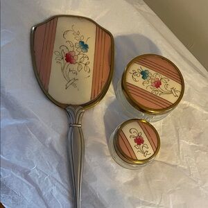 Vintage Beauty Vanity Set